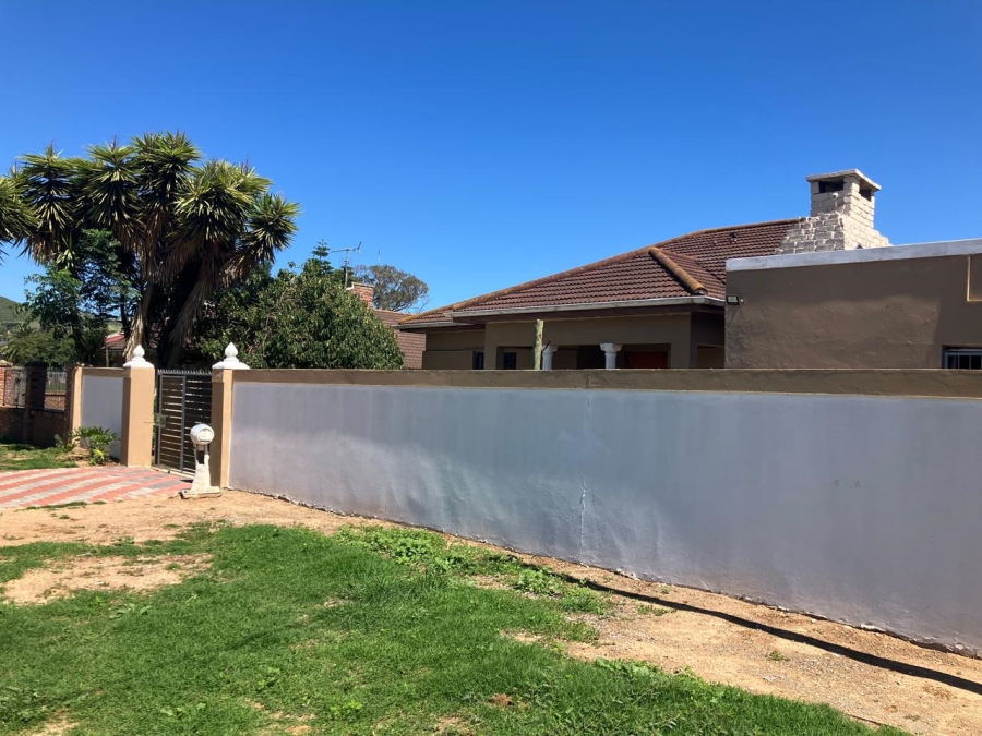 To Let 3 Bedroom Property for Rent in Retief Eastern Cape